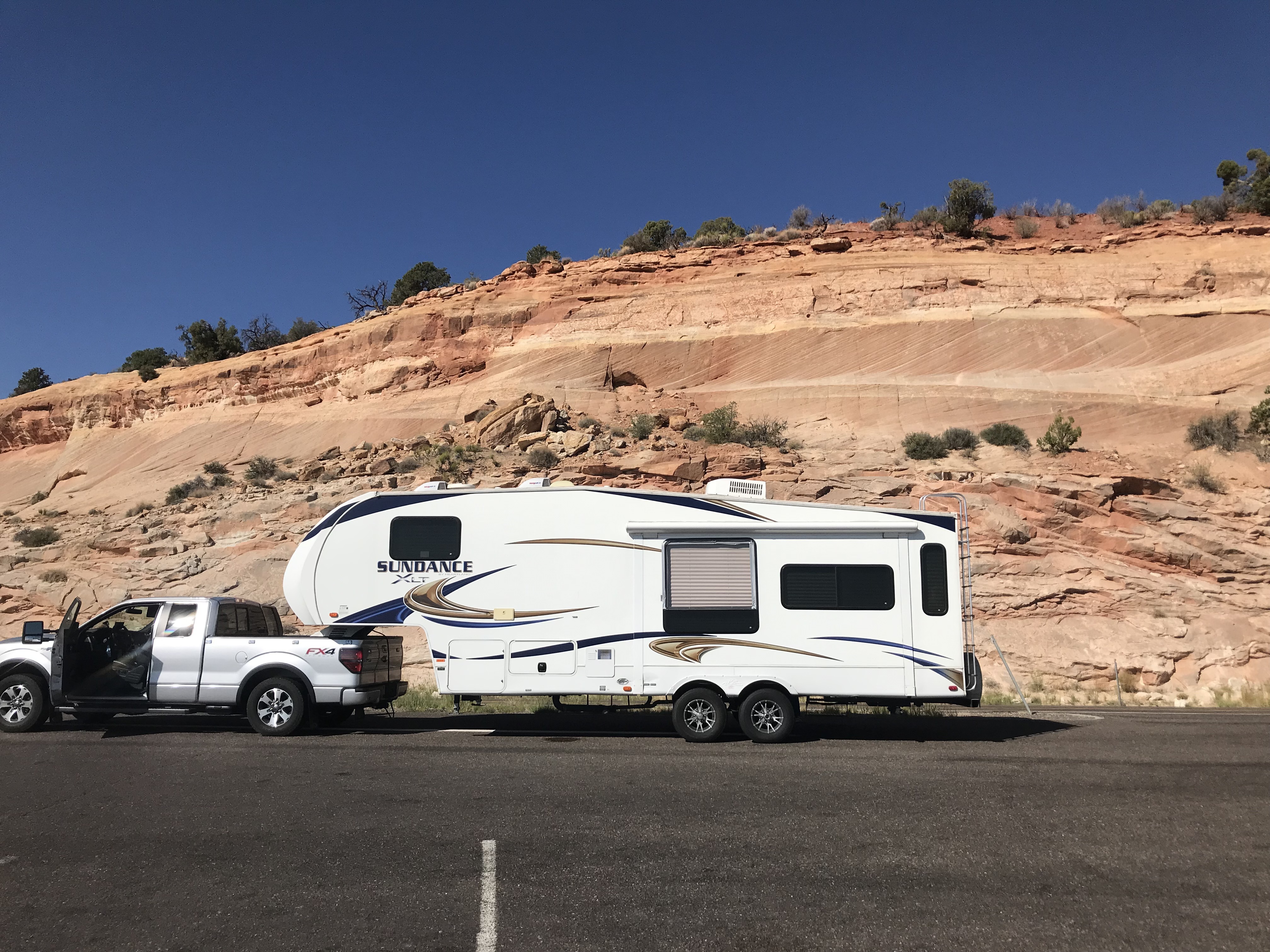 2012 Heartland SUNDANCE XLT 277RL RV