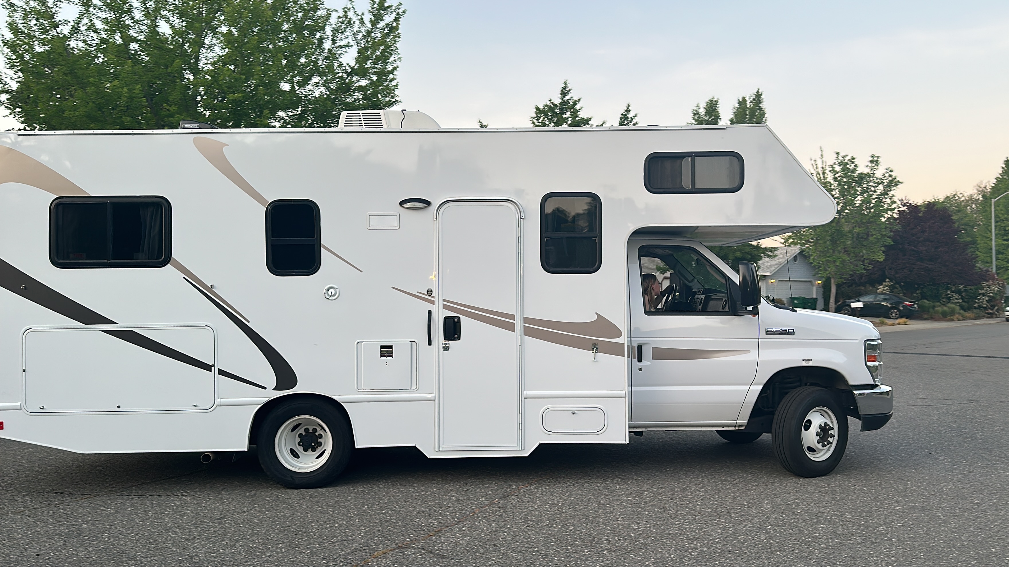 2018 Thor Motor Coach FOUR WINDS MAJESTIC 23A RV