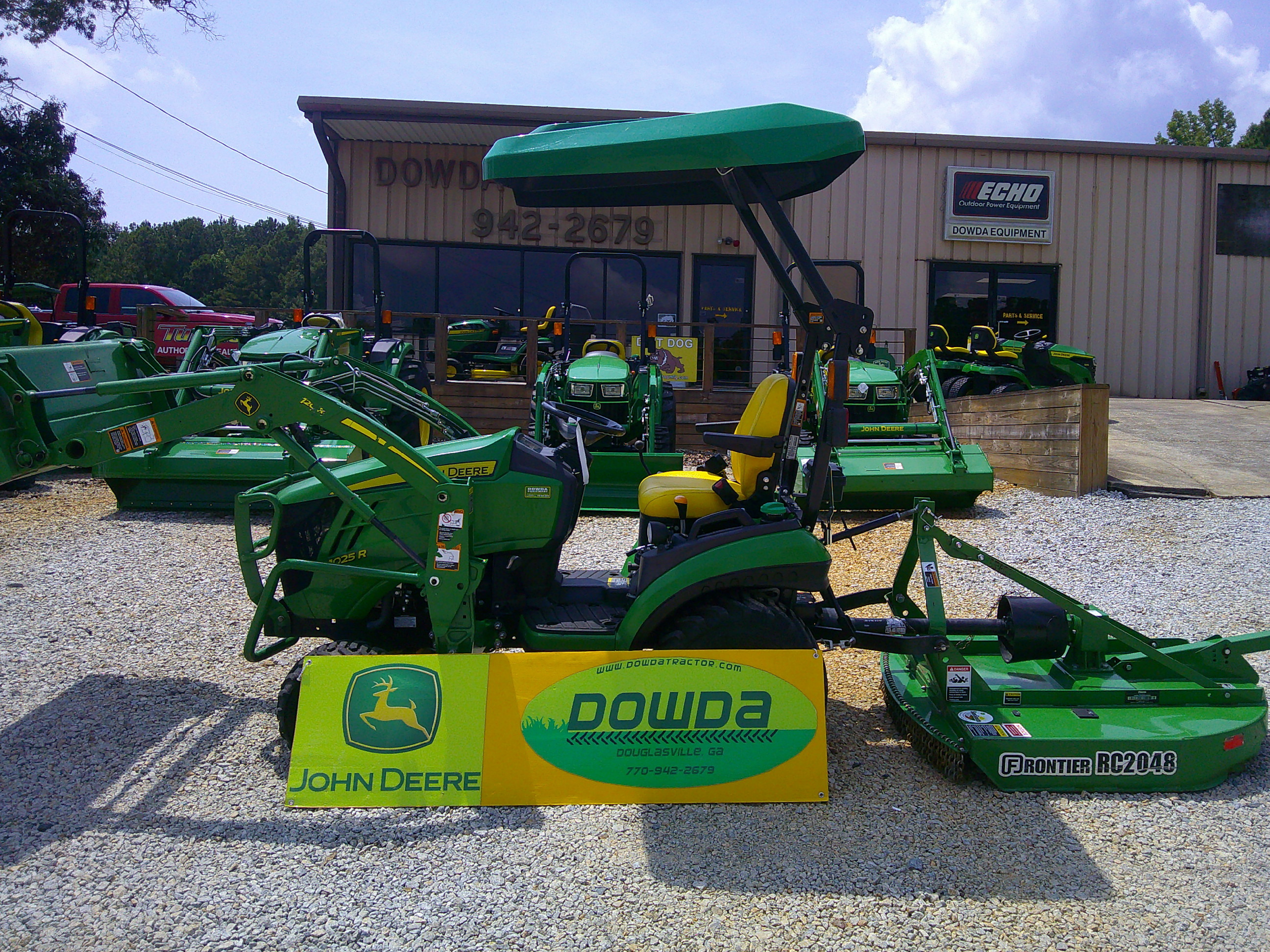 2022 JOHN DEERE 1025R in Douglasville, GA