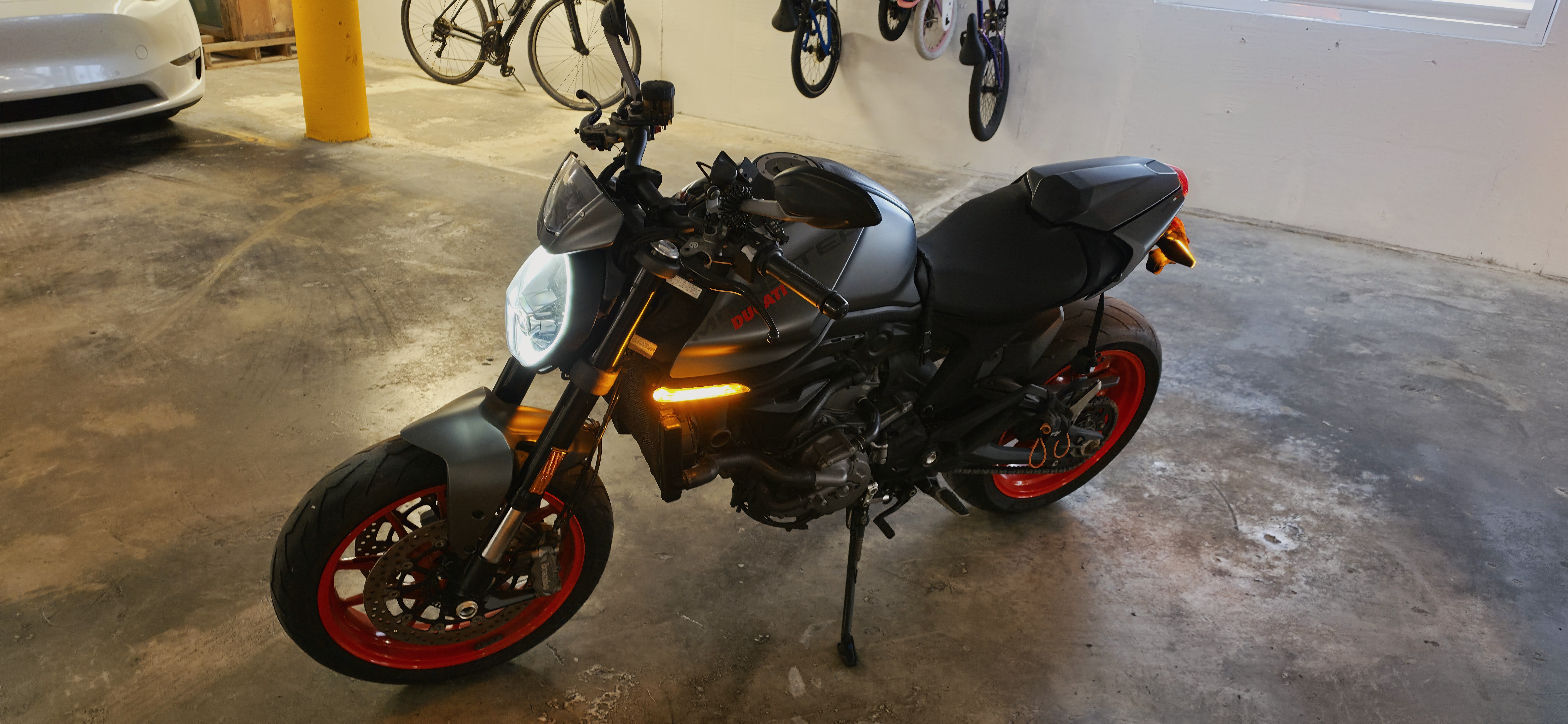 2021 Ducati MONSTER + 937 937 in Miami Beach, FL