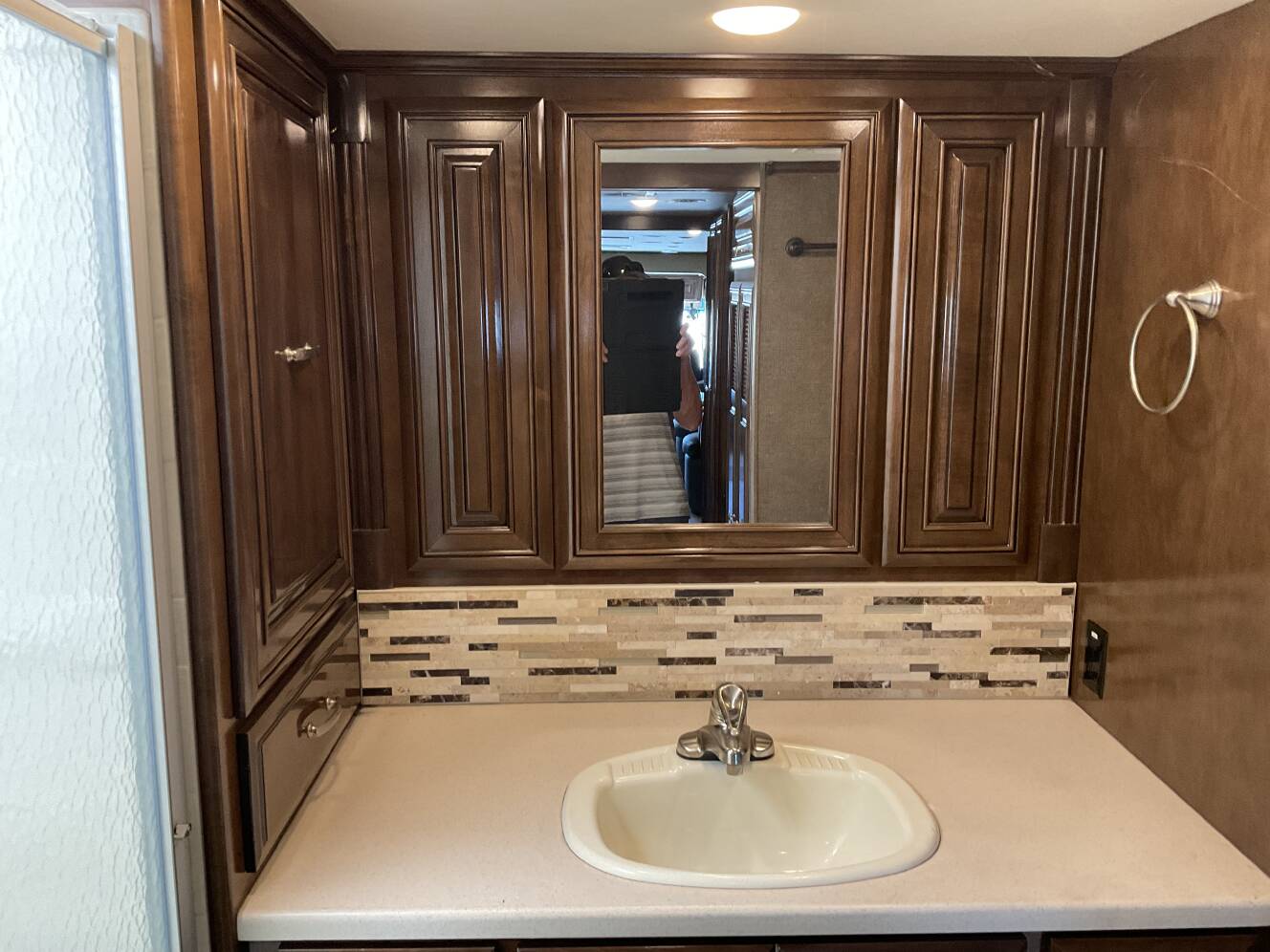 A photo of this 2017 Thor Motor Coach PALAZZO 36 1