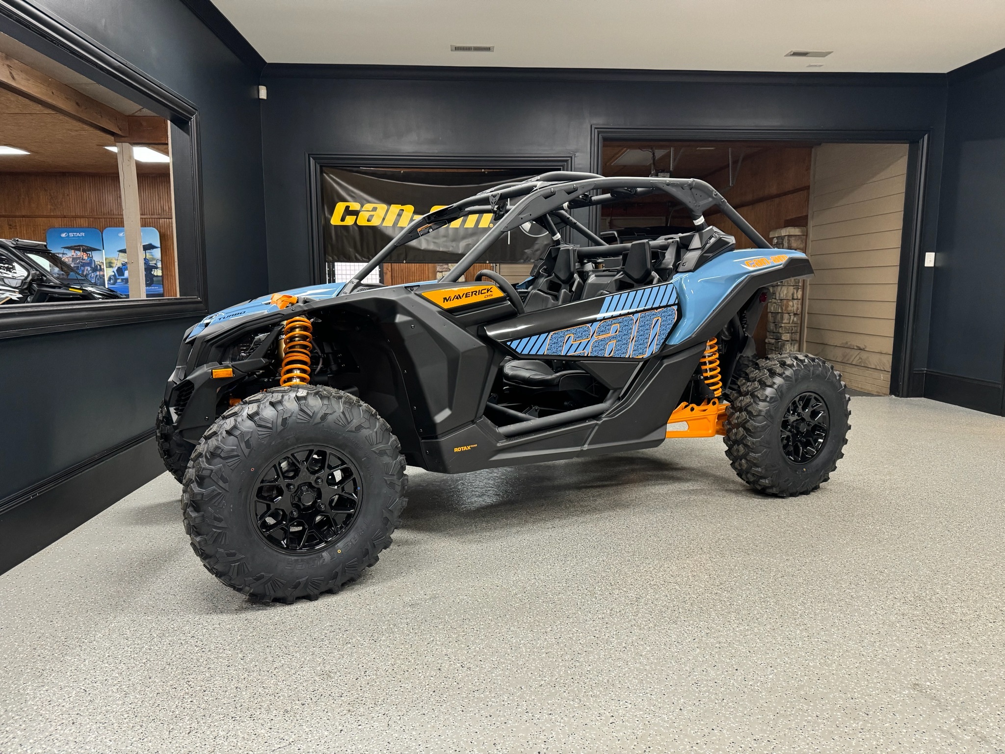 2026 Can-Am Maverick X3 DS TURBO in iron station NC