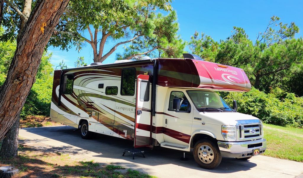 2017 Coachmen Leprechaun 319MB in surprise AZ