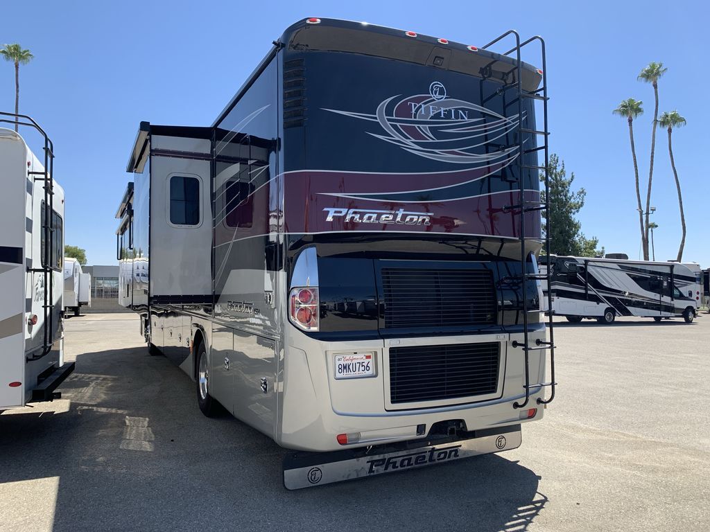 2019 Tiffin Motorhomes Phaeton 40IH in bakersfield CA