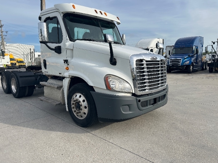 2011 FREIGHTLINER CASCADIA 125 in Harahan, LA