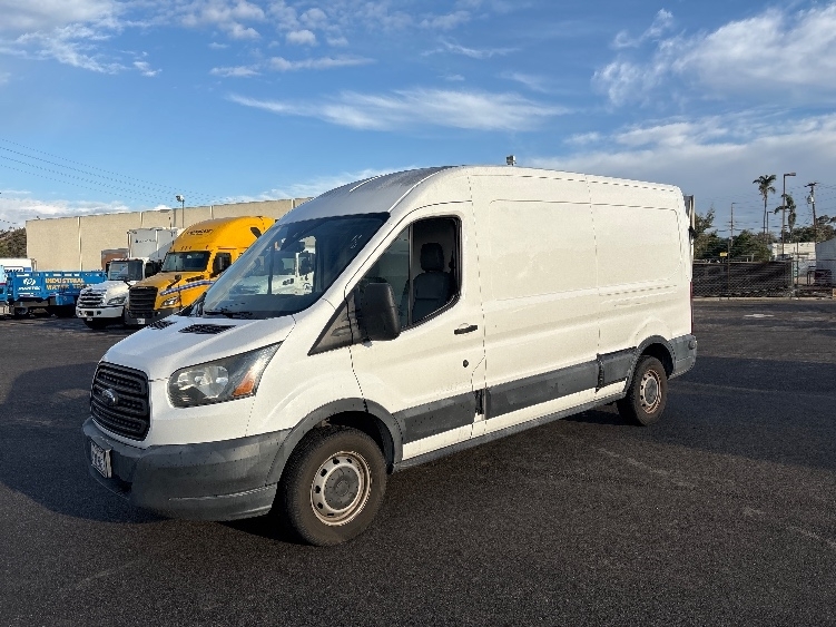 2016 FORD TRANSIT 350 in Ventura, CA