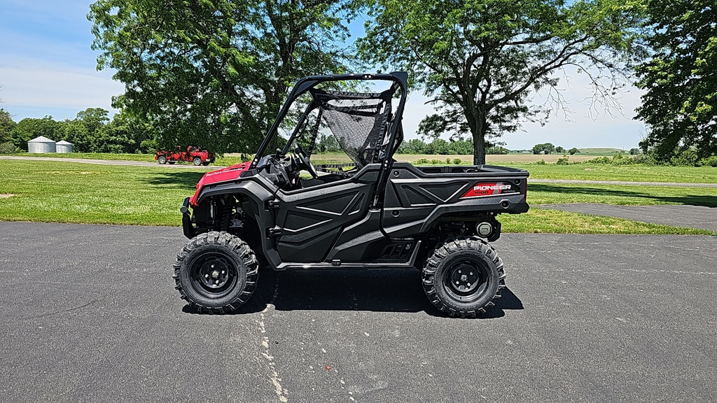 2025 Honda Pioneer 1000 EPS in charleston IL