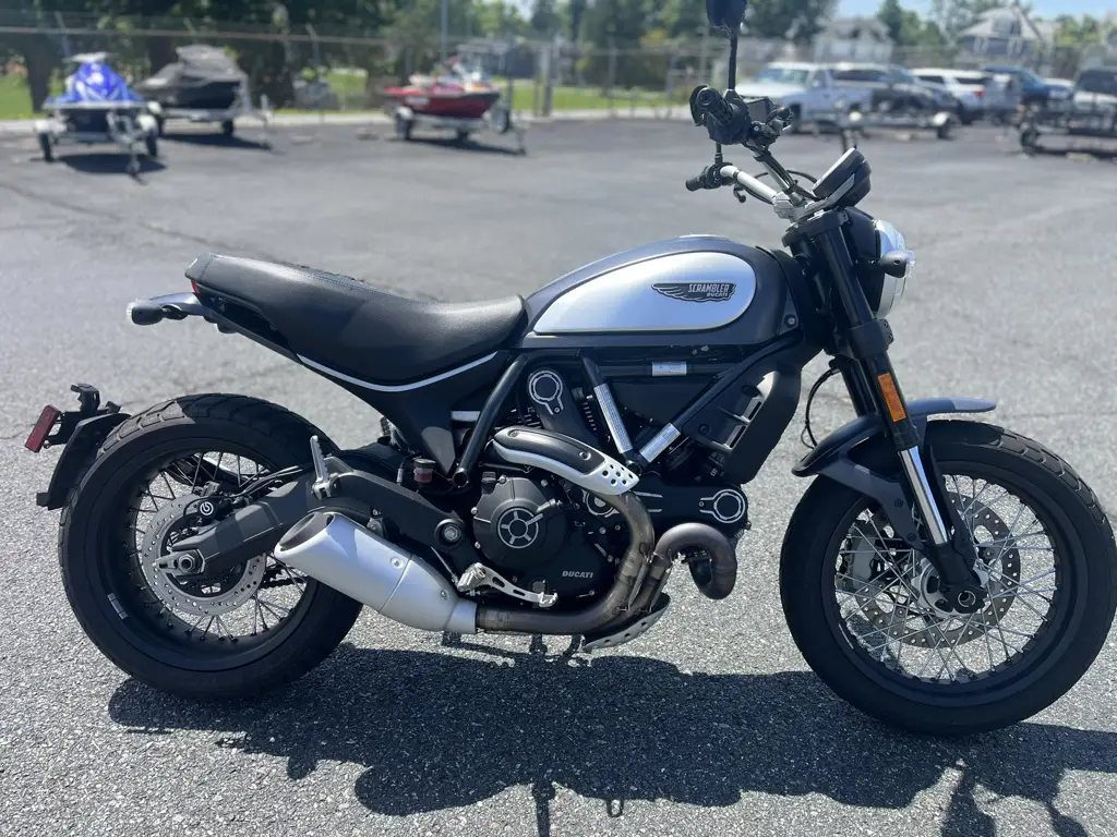 2018 Ducati Scrambler Street Classic