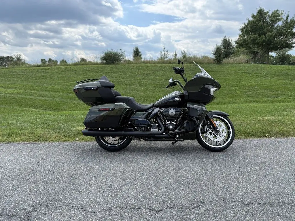 2026 Harley-Davidson Touring FLTRXL - Road Glide Limited