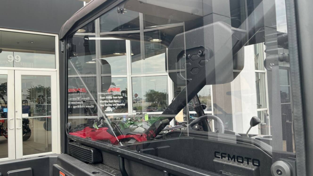 A photo of this 2026 CFMOTO CF600UZ
