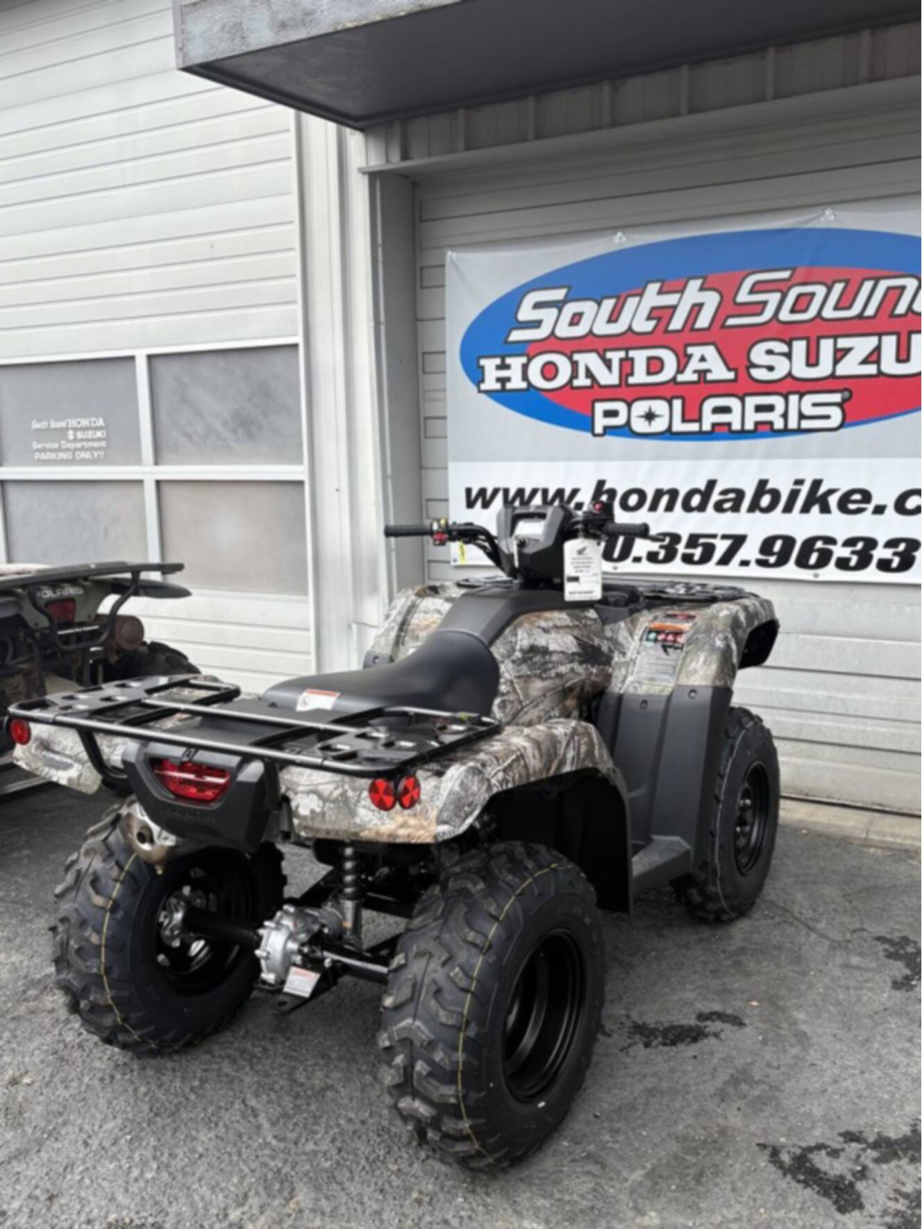 A photo of this 2027 Honda  TRX520FM2V