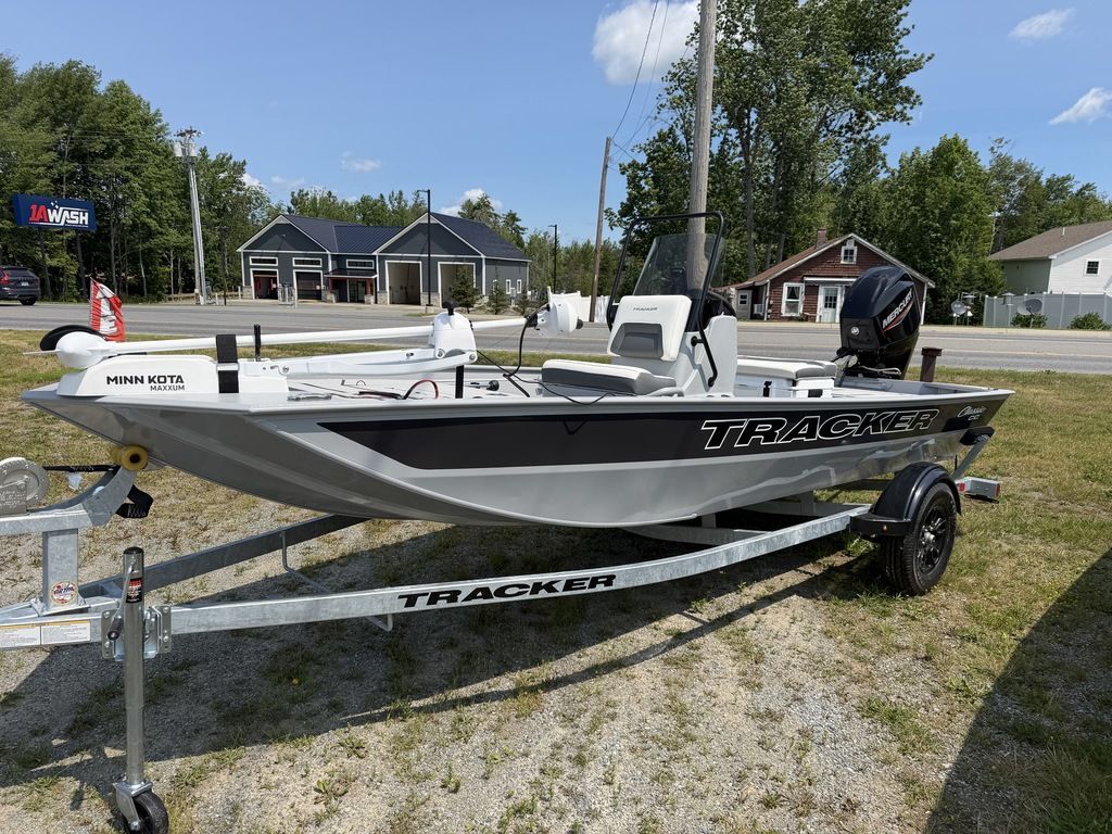 2027 Tracker® Boats BT CLASSIC CC in south portland ME
