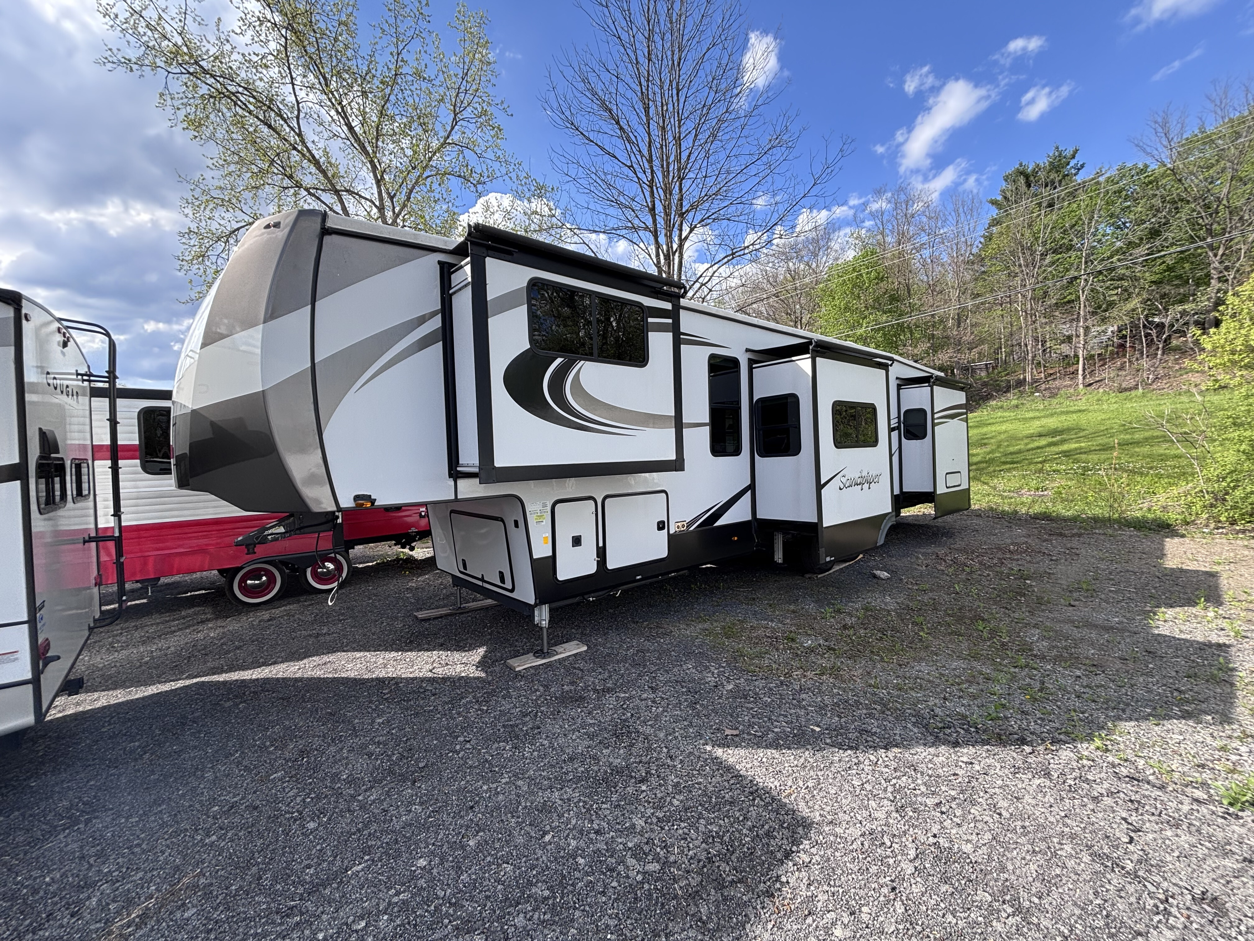 2022 Forest River Sandpiper 38FKOK in frankfort NY