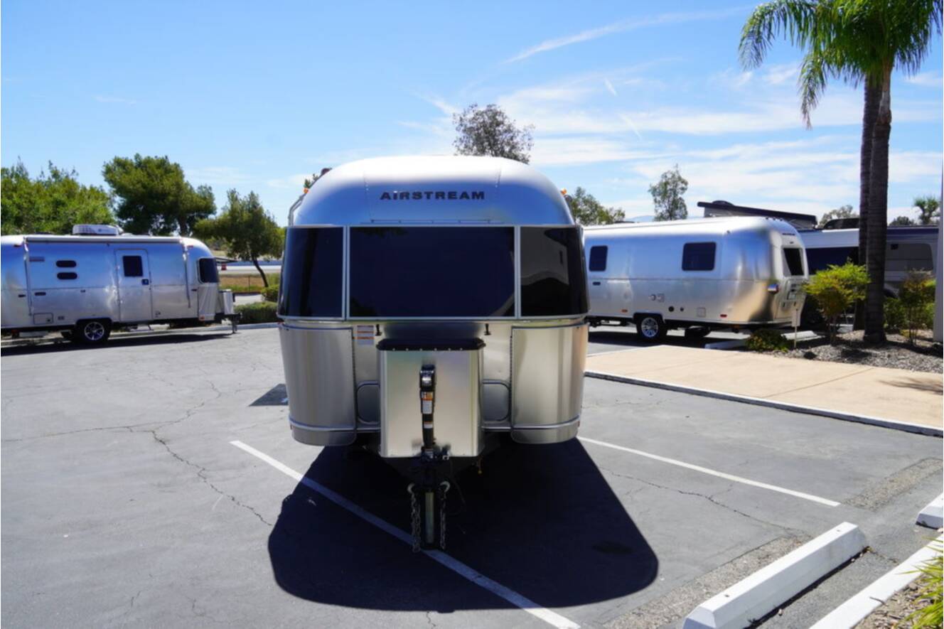 A photo of this 2026 Airstream Flying Cloud 23FBT