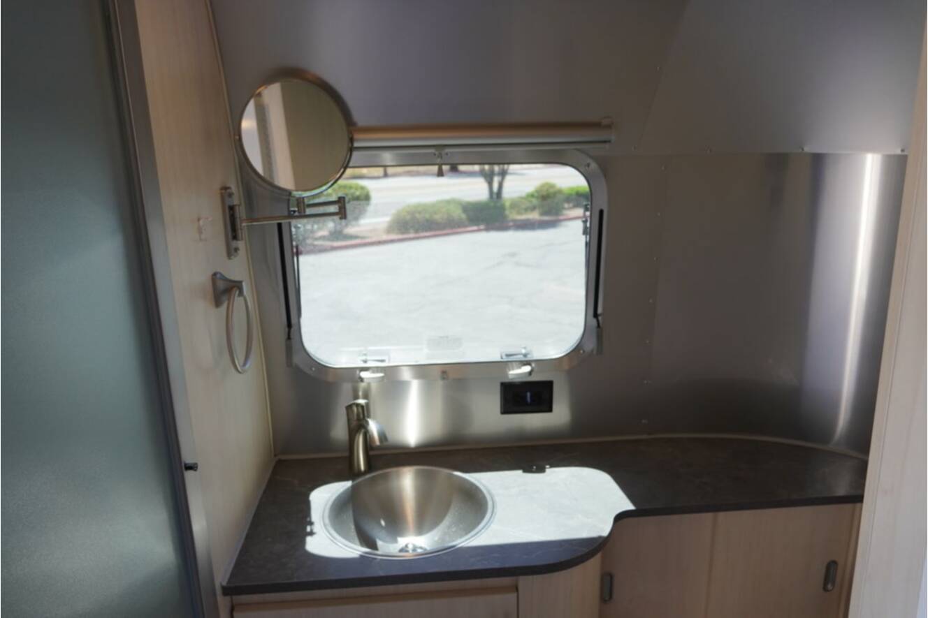 A photo of this 2026 Airstream Flying Cloud 23FBT