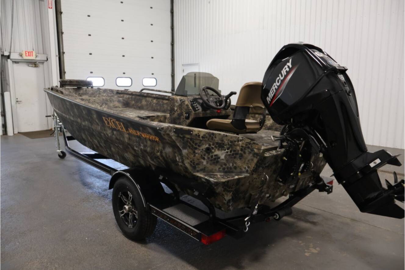 A photo of this 2025 Excel 1651 SC River Warrior