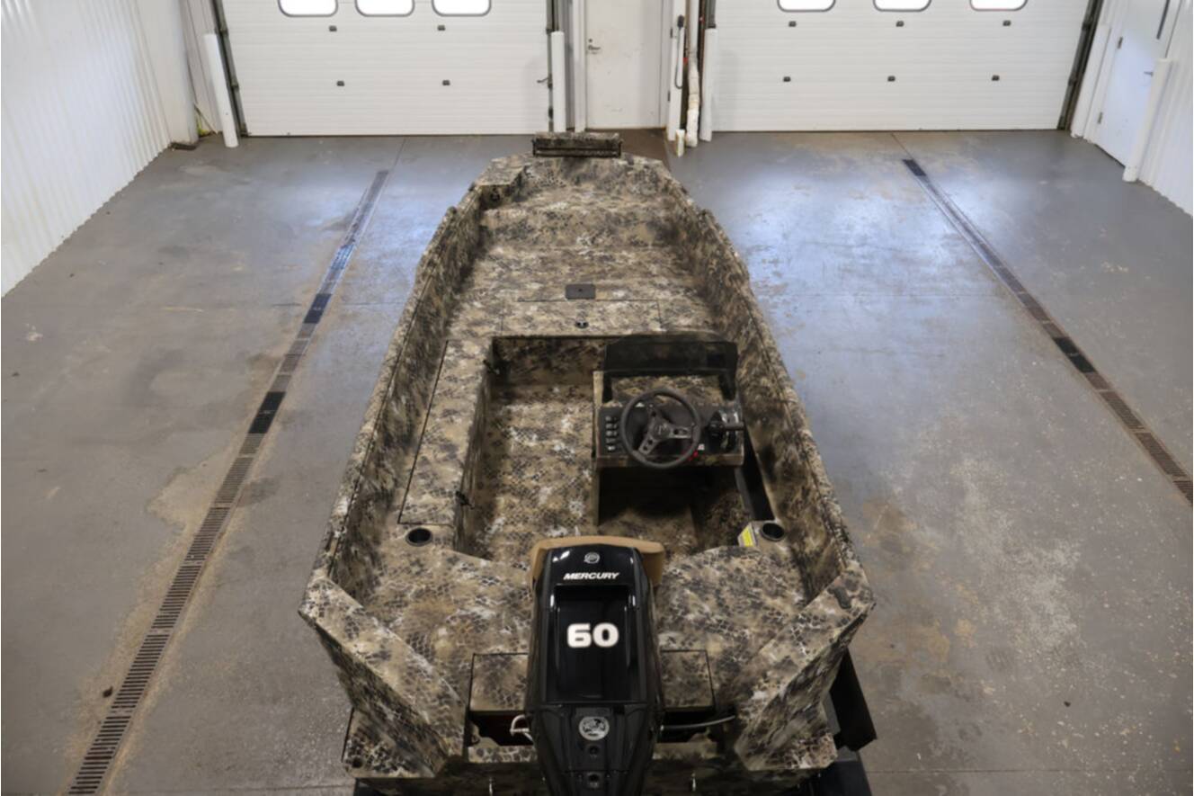 A photo of this 2025 Excel 1651 SC River Warrior