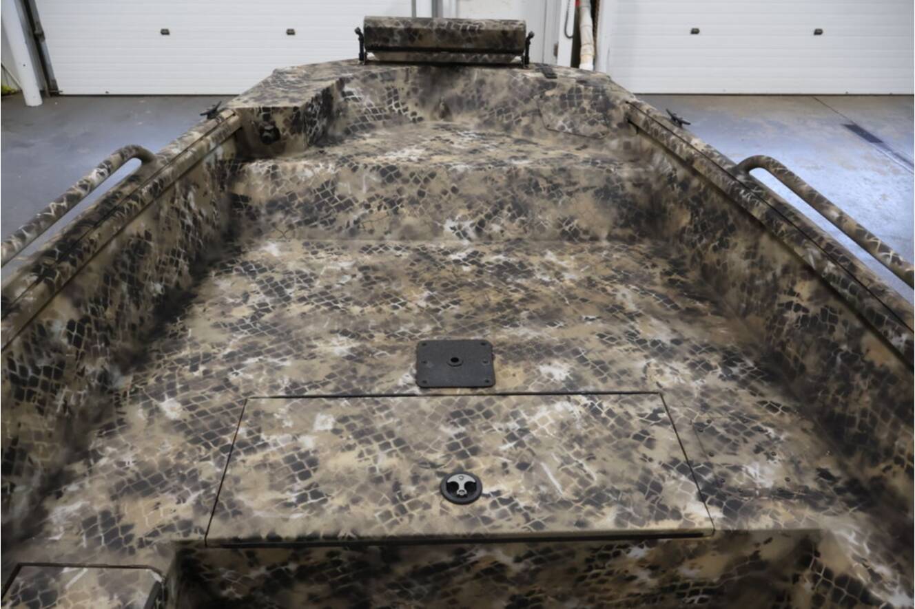A photo of this 2025 Excel 1651 SC River Warrior