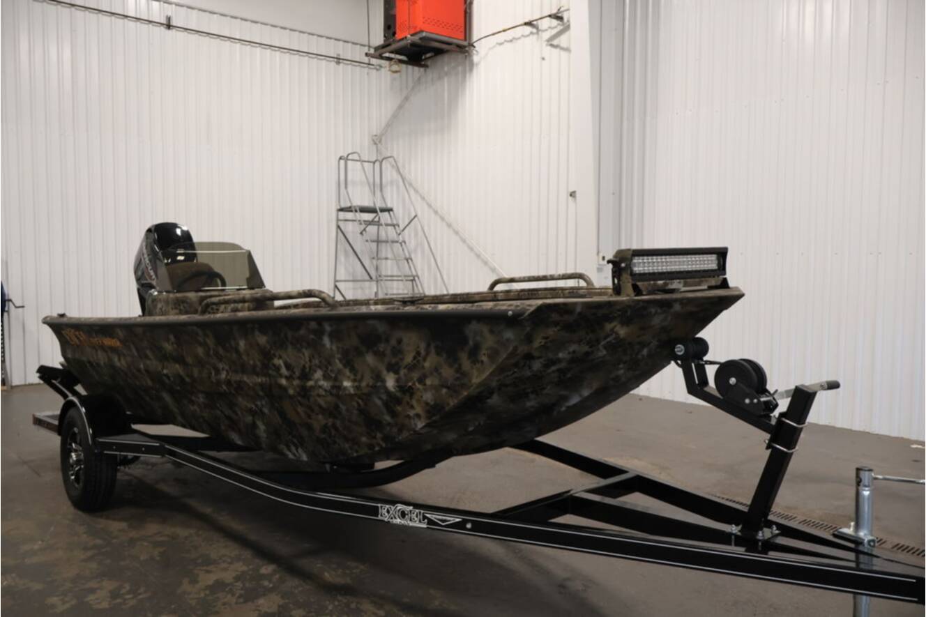 A photo of this 2025 Excel 1651 SC River Warrior