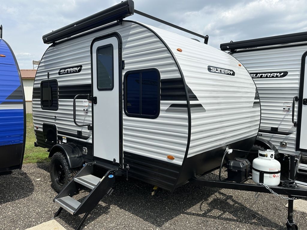 2027 Sunset Park Rv Sunray 149 in elk river MN