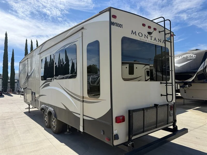2018 Keystone MONTANA HIGH COUNTRY 305RL