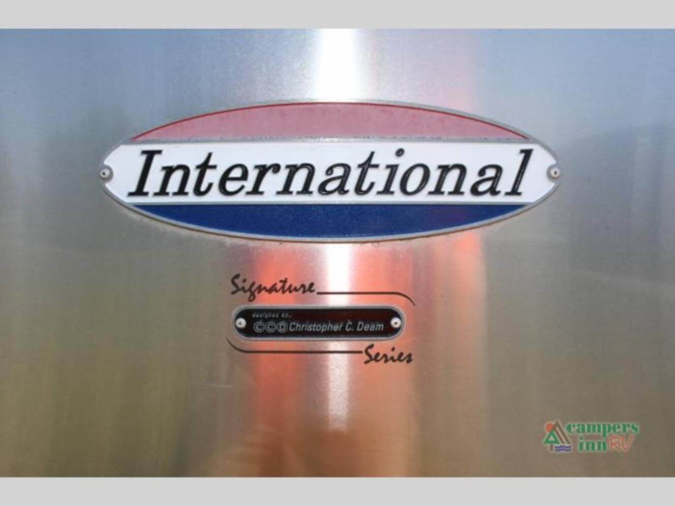 A photo of this 2014 Airstream International Signature 27FB