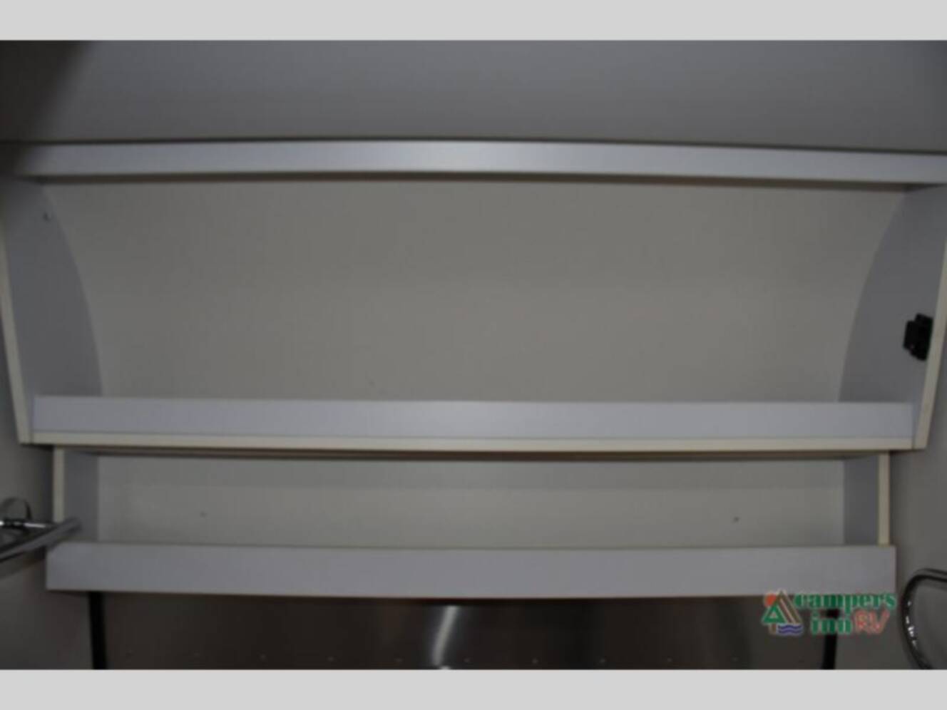 A photo of this 2014 Airstream International Signature 27FB