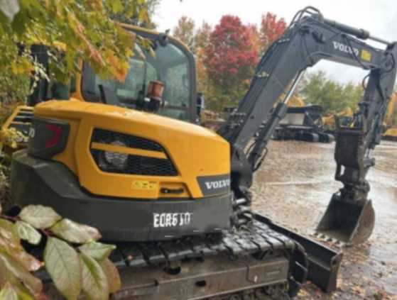 2018 Volvo ECR88D in Bristol, PA