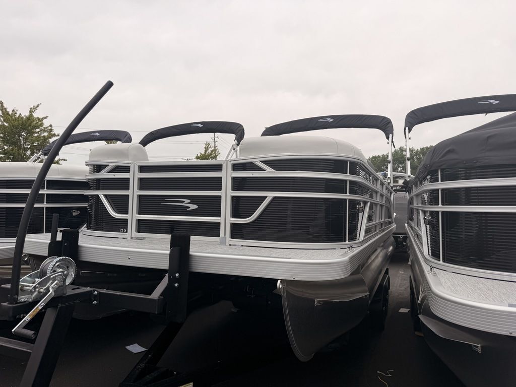 2027 Bennington S-One Fishing 22S1FC Pontoon in wayzata MN