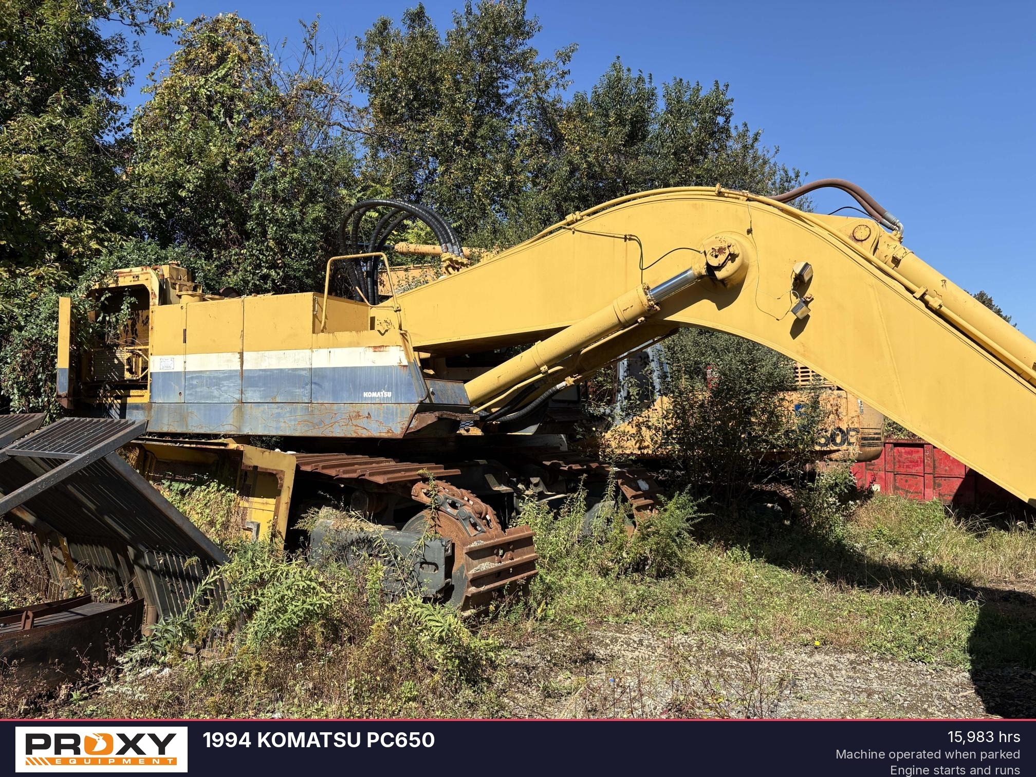 1994 KOMATSU PC650LC-5 in Newark, NJ