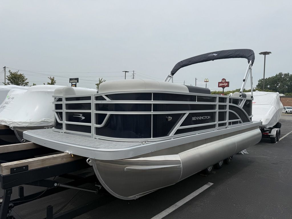 2027 Bennington S-One Quad Bench 20 S1SR Pontoon in rochester MN
