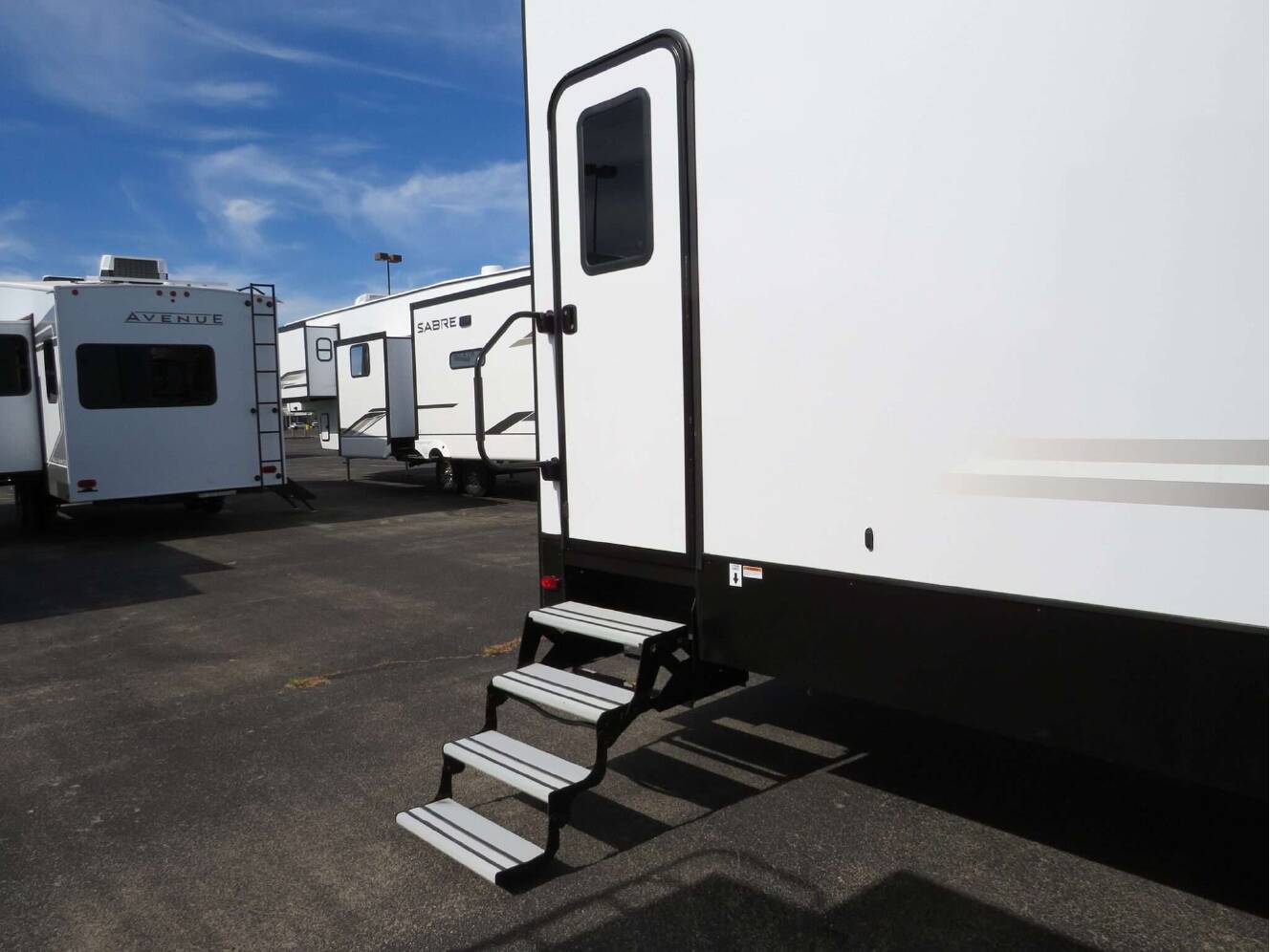 A photo of this 2026 East To West TANDARA 387BH