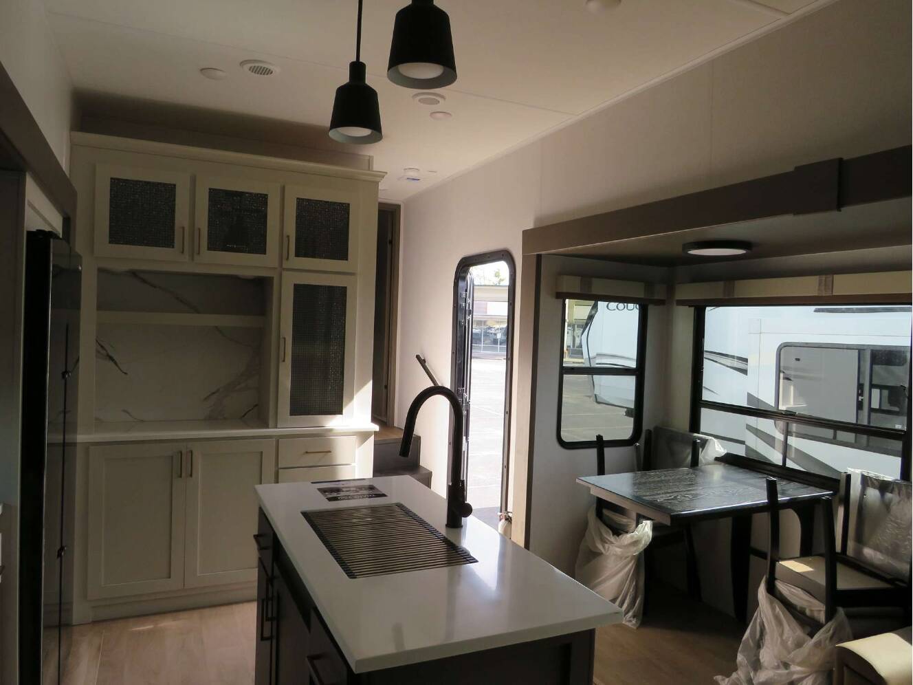 A photo of this 2026 East To West TANDARA 387BH