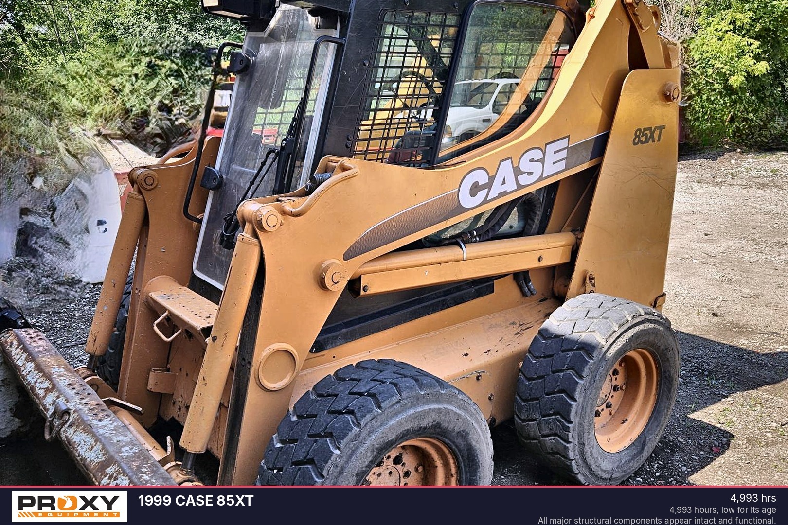 1999 CASE 85XT in Chicago, IL