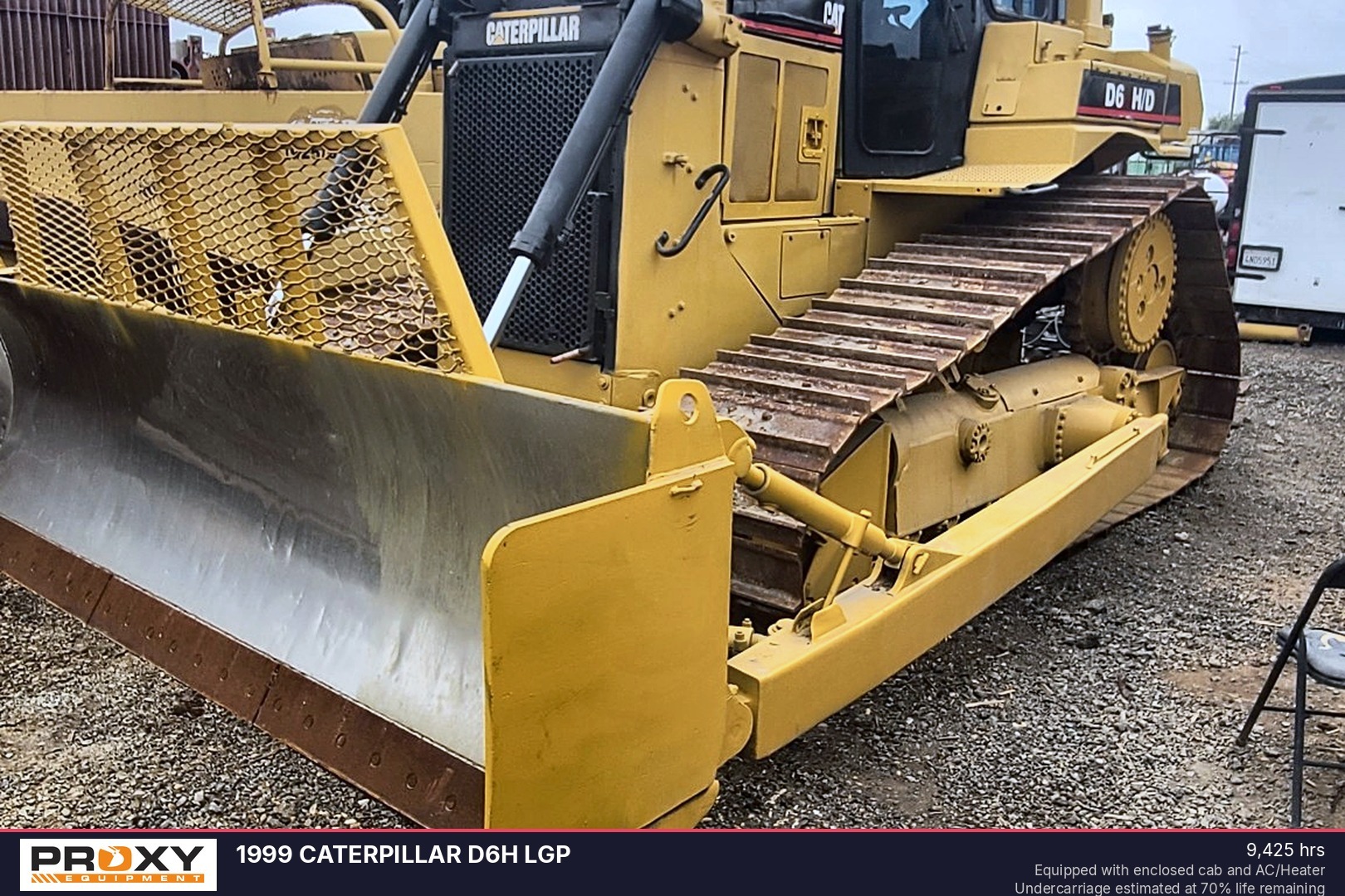 1999 CATERPILLAR D6H LGP in Fresno, CA