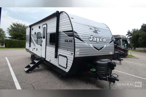 2025 Jayco JAY FLIGHT SLX 261BHS in dover FL