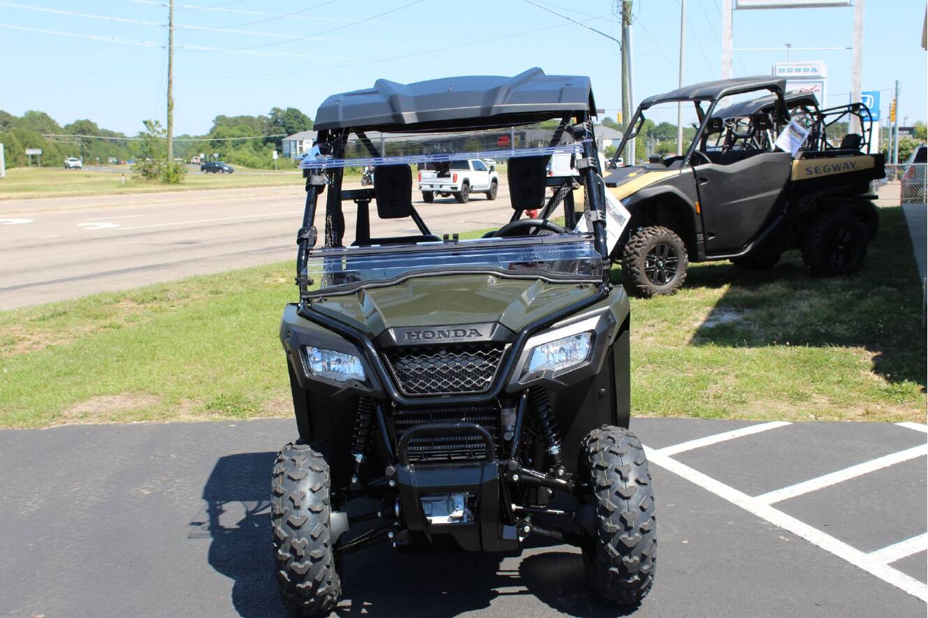A photo of this 2026 Honda Pioneer 520