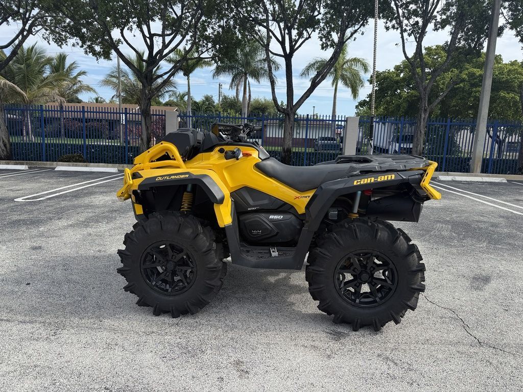 2021 Can-Am Outlander X mr 850 Neo Yellow & Black in deerfield beach FL