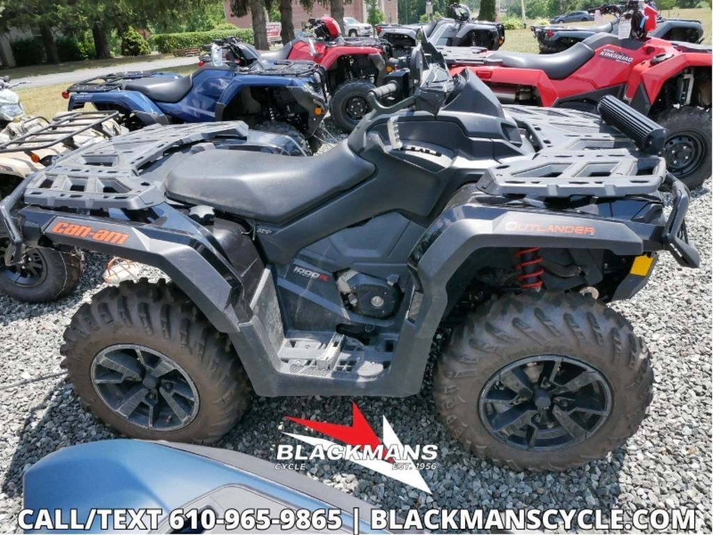 2019 Can-Am Outlander XT 1000R Black & Can-Am Red in emmaus PA