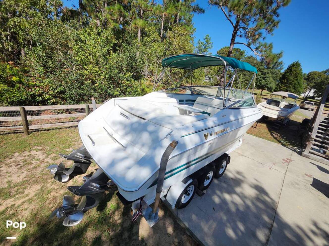 A photo of this 1999 Formula 280SS