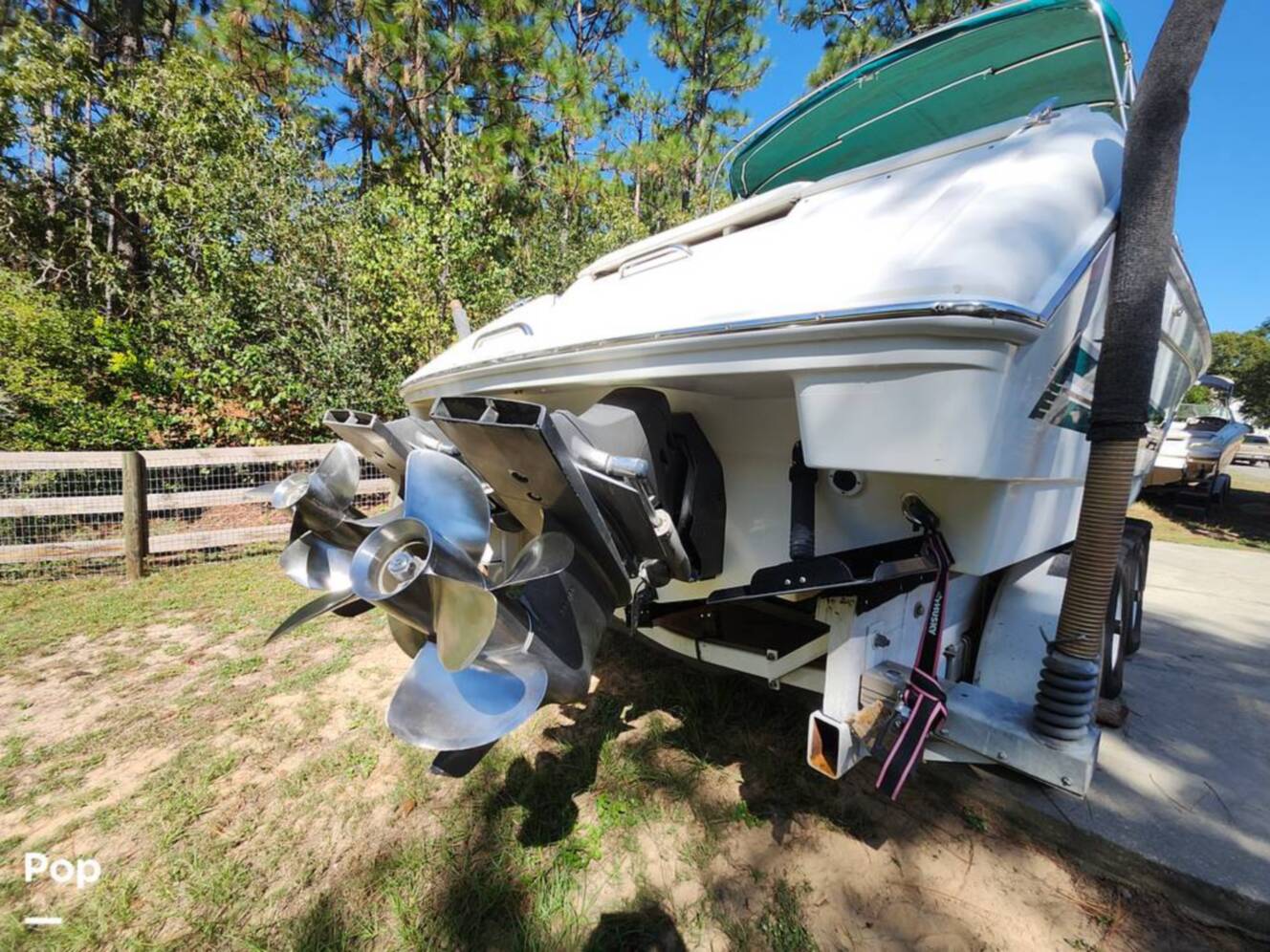 A photo of this 1999 Formula 280SS