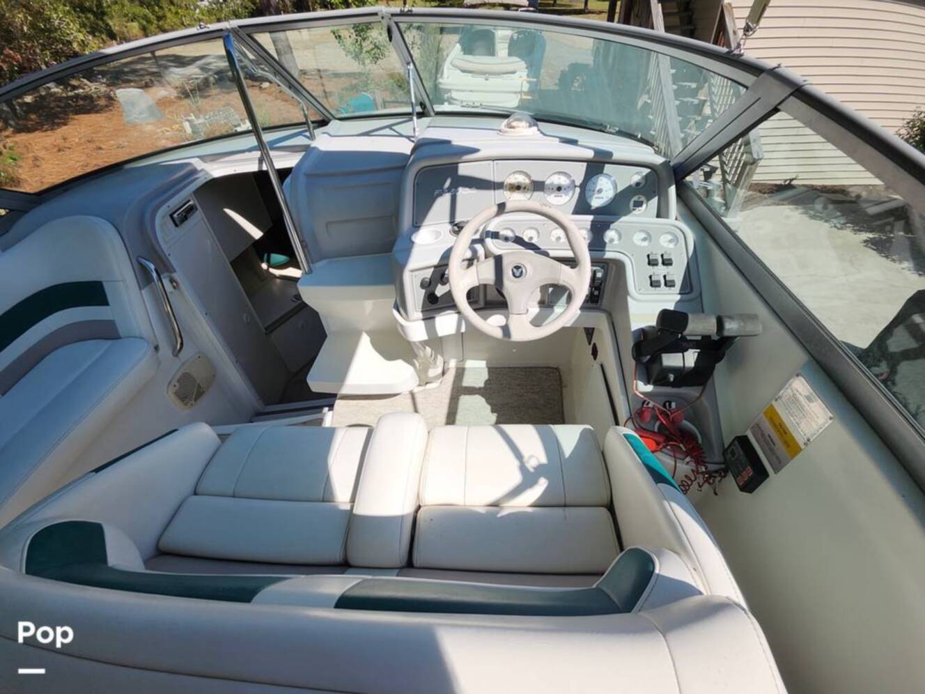 A photo of this 1999 Formula 280SS
