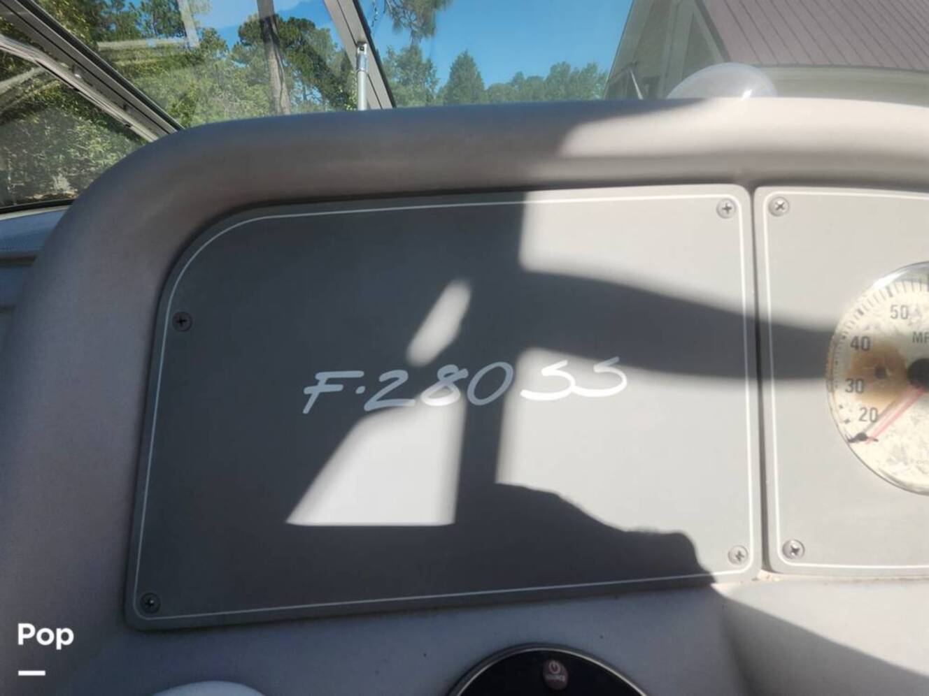 A photo of this 1999 Formula 280SS