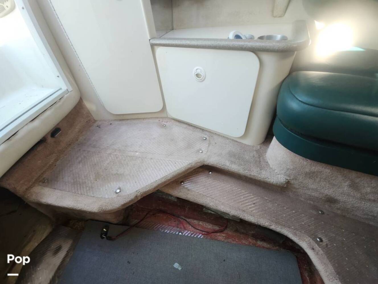 A photo of this 1999 Formula 280SS