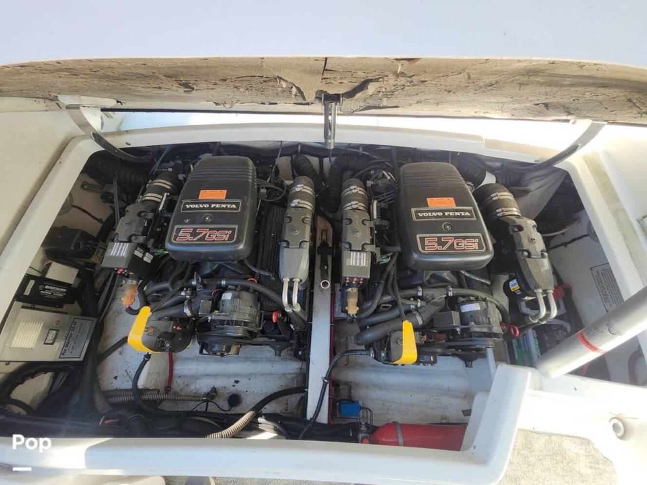 A photo of this 1999 Formula 280SS