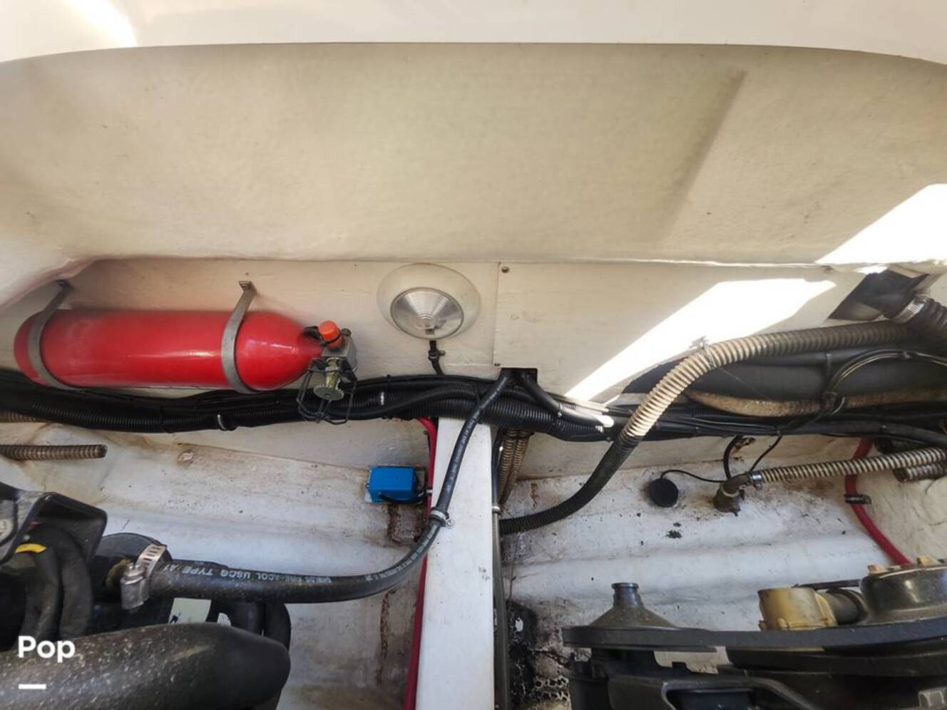 A photo of this 1999 Formula 280SS