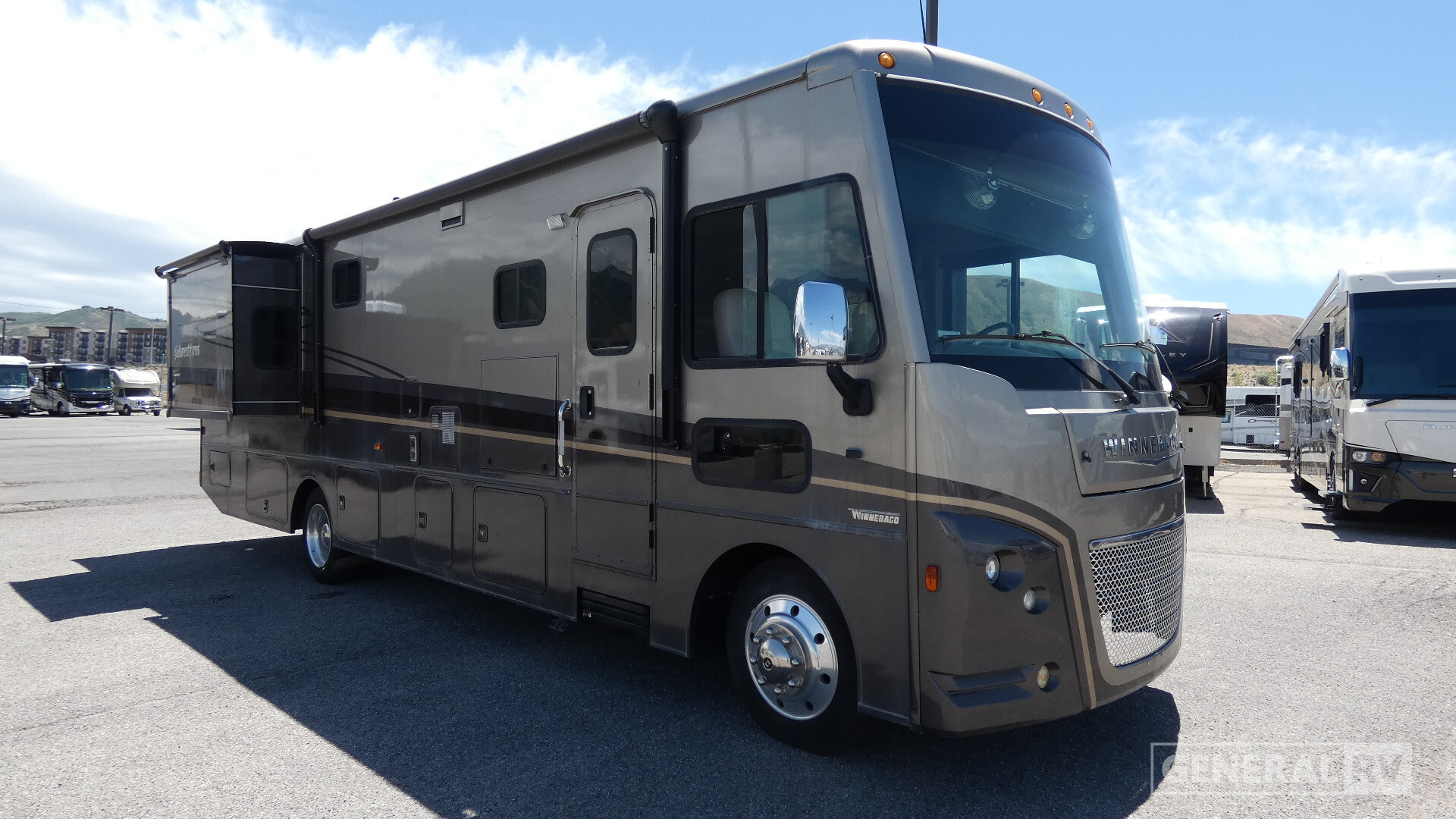 2022 Winnebago ADVENTURER 35F in draper UT