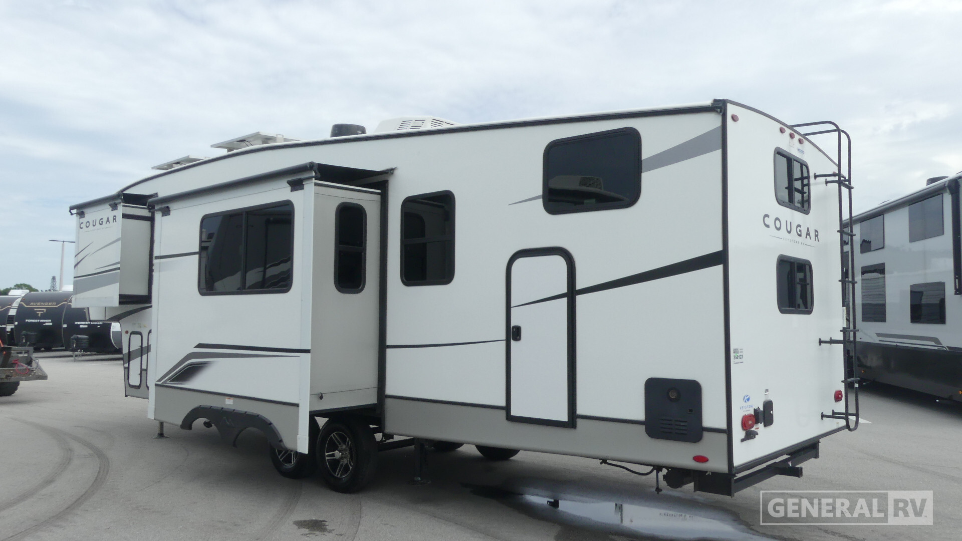 2023 Keystone COUGAR HALF-TON 29BHL in fort pierce FL