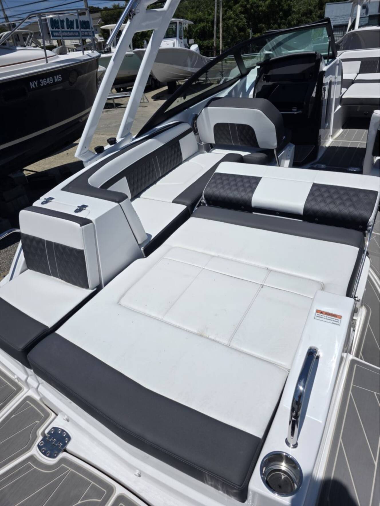 A photo of this 2026 Monterey M45