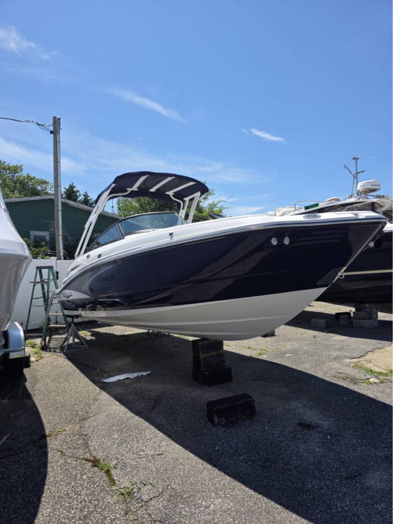 A photo of this 2026 Monterey M45